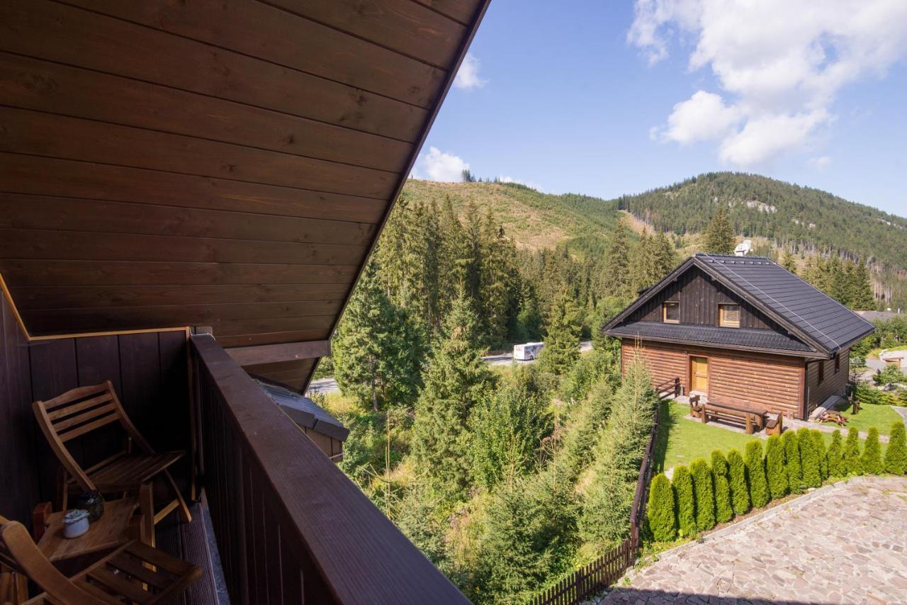 Chata Holiday Jasna เดมานอฟสกา โดลินา ภายนอก รูปภาพ