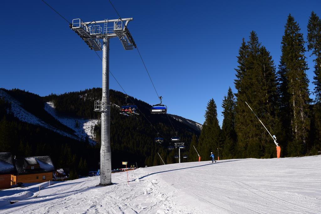 Chata Holiday Jasna เดมานอฟสกา โดลินา ภายนอก รูปภาพ